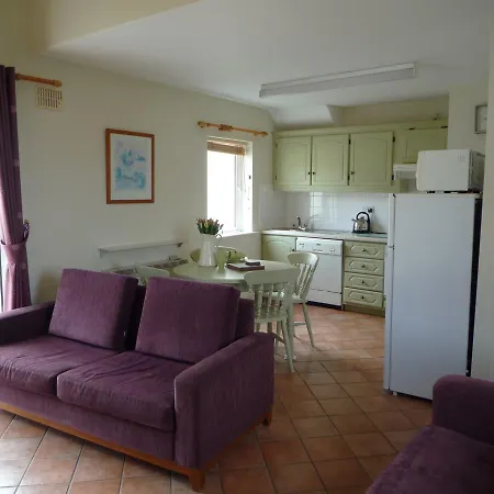 Holiday Homes No 6 * باليكونيلي
